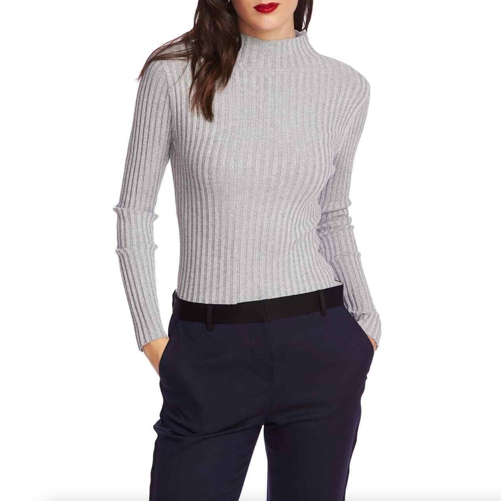 COURT AND ROWE Metallic Mock Neck Ribbed Sweater in Silver Heather Size …